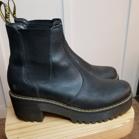 Dr. Martens Shoes - Dr Marten Chelsea Boots